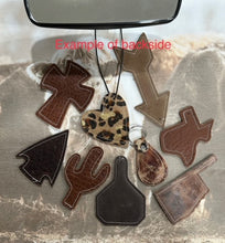 Load image into Gallery viewer, LEOPARD ACID WASH CHARMS