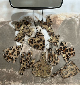 LEOPARD ACID WASH CHARMS